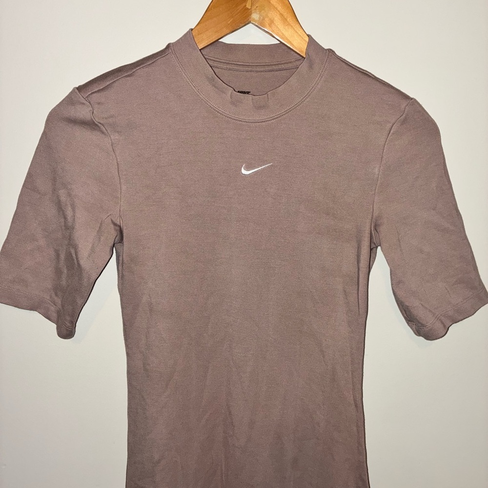 Nike Mauve Midi Dress XS Athletic Dress Side Slit Short Sleeve